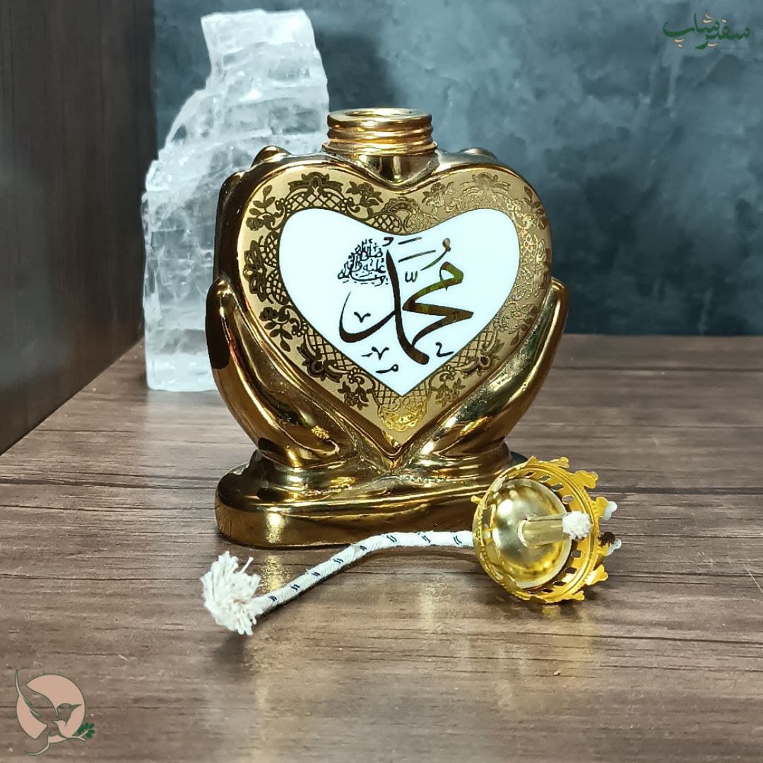 فانوس با طرح قلب رنگ طلایی 1