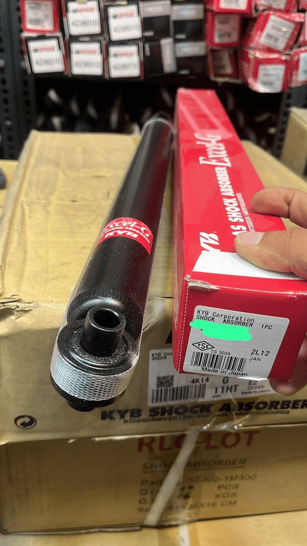کمک فنر مزدا 3 قدیم برند KYB(ژاپن) جفت عقب — تصویر ۶