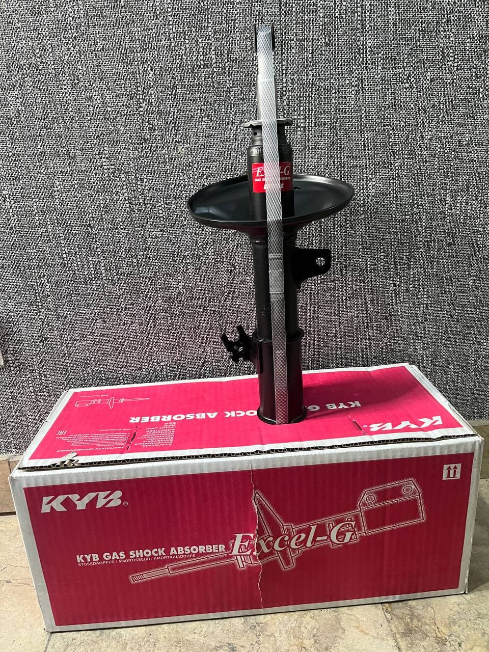 کمک فنر تویوتا کمری برند KYB ( ژاپن ) جفت جلو 2006 – 2005 — تصویر ۸