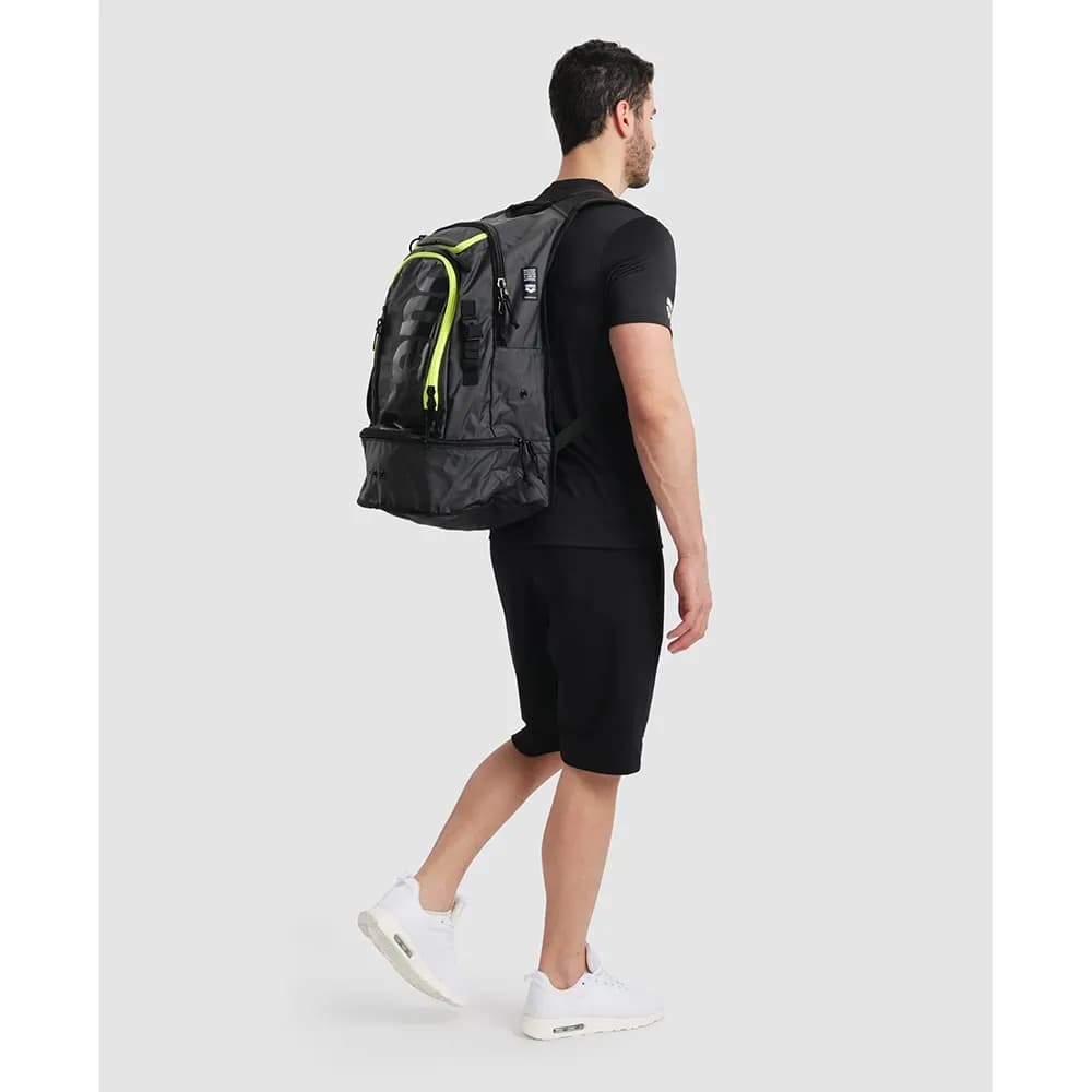 کوله ارنا مدل FASTPACK 3.0 — تصویر ۶