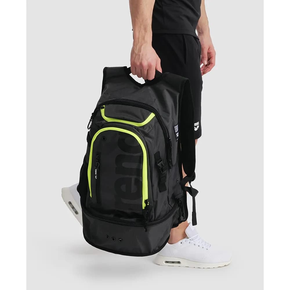 کوله ارنا مدل FASTPACK 3.0 — تصویر ۹