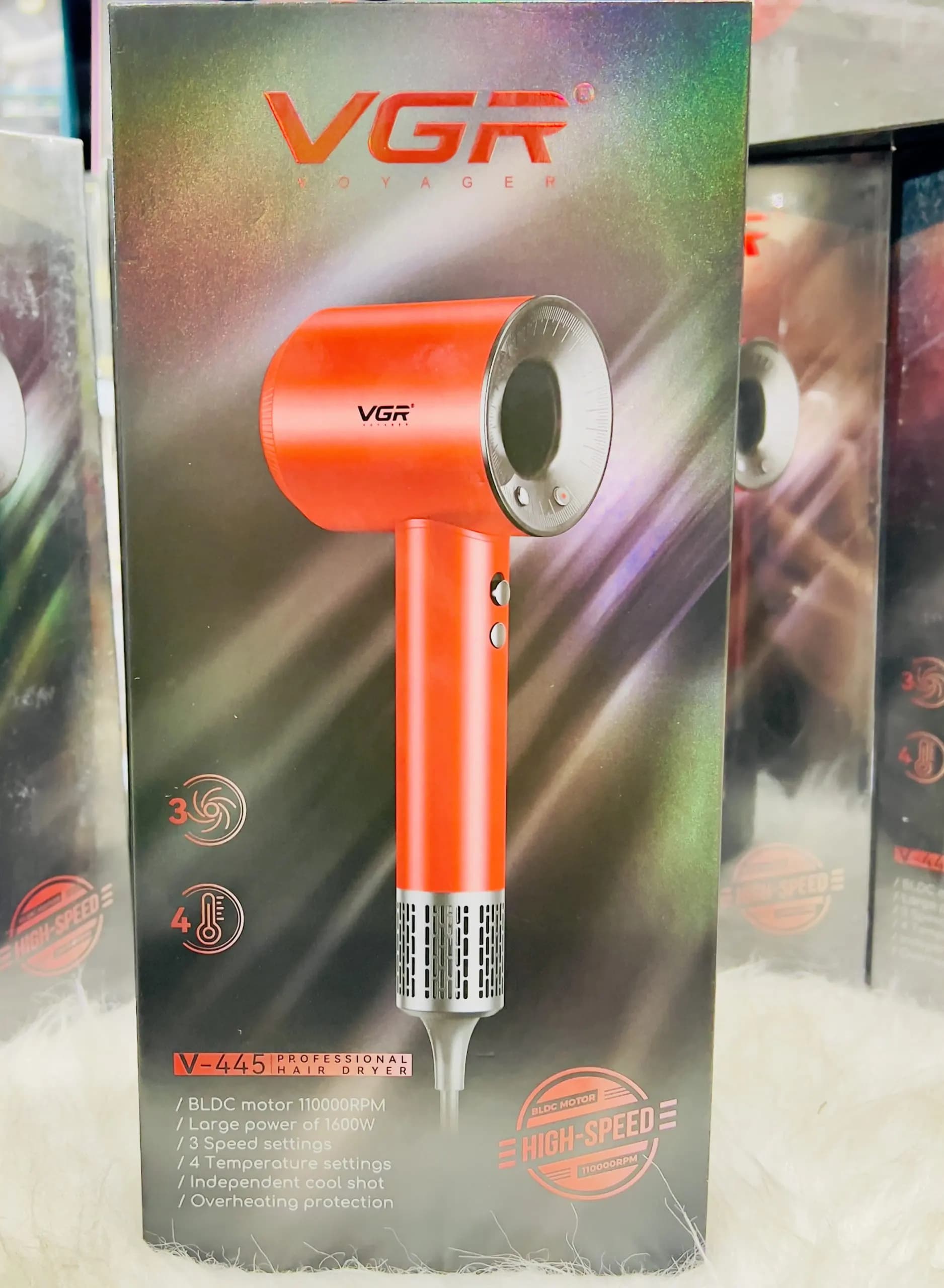 سشوار حرفه‌ای وی جی آر VGR مدل V-445 اصلی — تصویر ۷