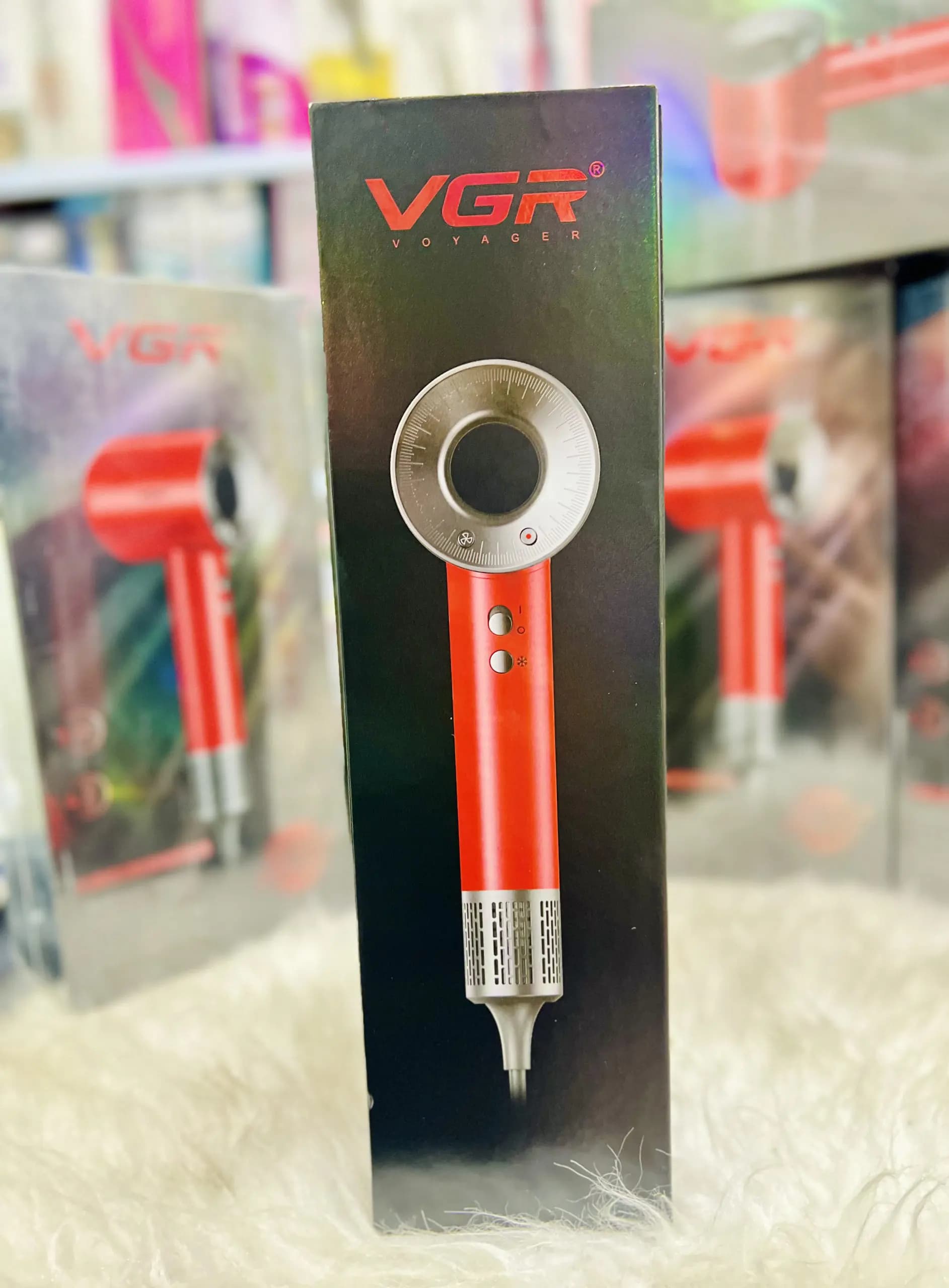 سشوار حرفه‌ای وی جی آر VGR مدل V-445 اصلی — تصویر ۶