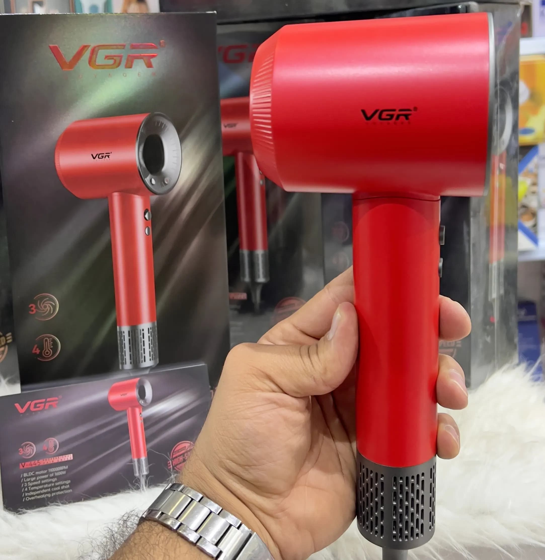 سشوار حرفهای وی جی آر VGR مدل V-445 اصلی