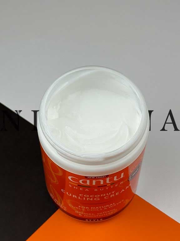 کرم موی فر کننده کنتو نارگیل و شی باتر Cantu Coconut Curling Cream — تصویر ۱۱