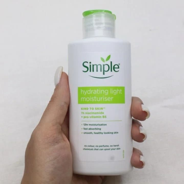 کرم آبرسان و مرطوب کننده سیمپل مدل Light حجم 125 میل — تصویر ۴