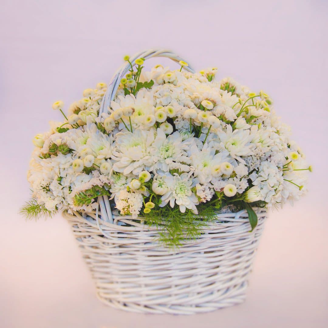 سبد گل بهاره سفید کد 49729