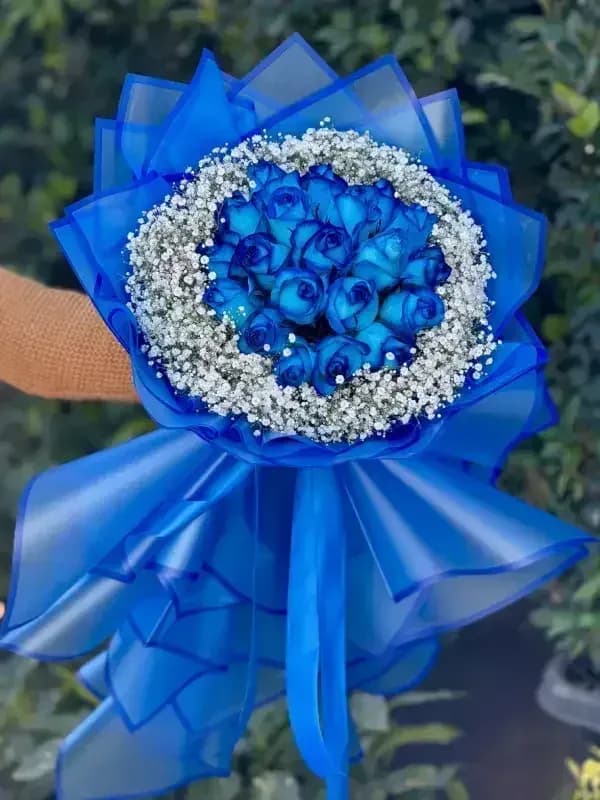دسته گل رز آبی و ژیپسوفیلا با ارسال رایگان — تصویر ۳
