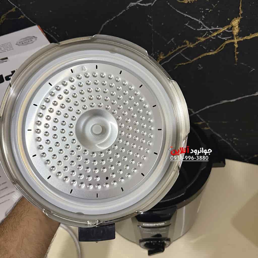 زودپز آرام پز جی پاس 6 لیتر 2200 وات Geepas Y.V8996 — تصویر ۶