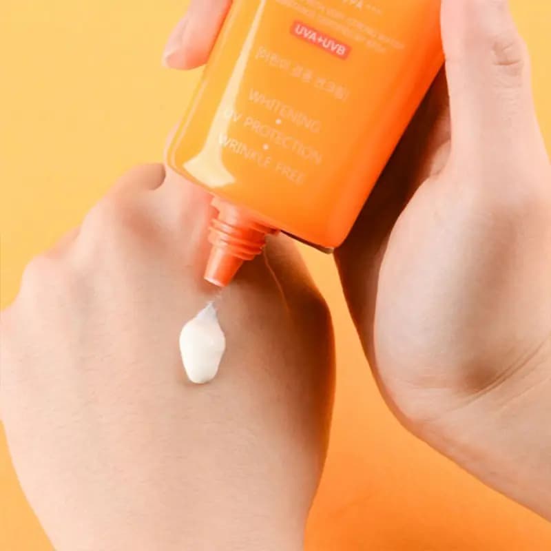 ضد آفتاب حلزون جیگوت SPF 50 بدون رنگ | 70 میلی‌لیتر — تصویر ۹