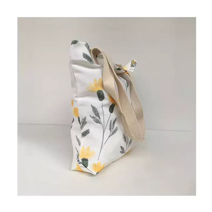 ساک پارچه ای گوشه طرح باغ گل هلند — تصویر ۳