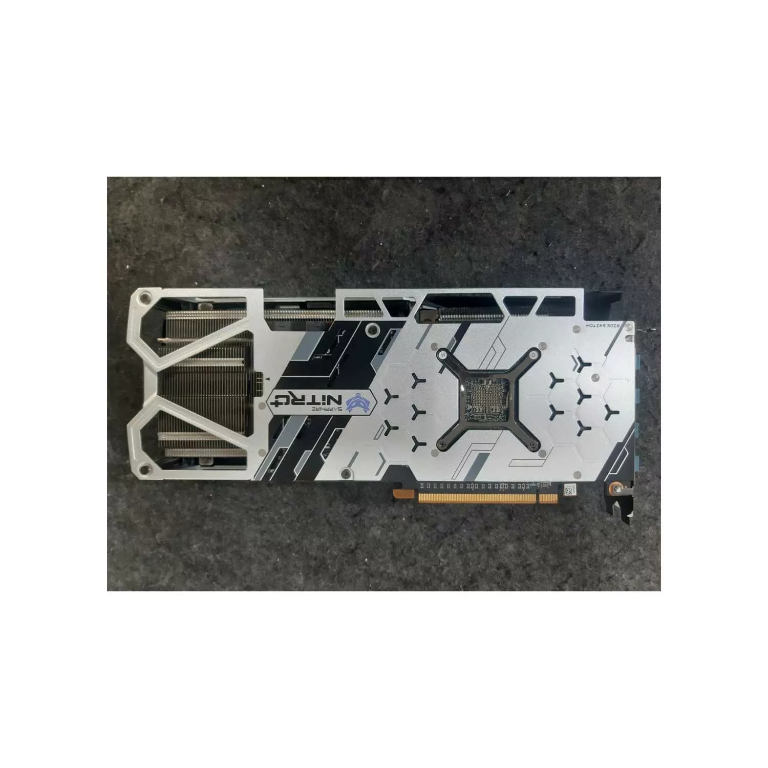 کارت گرافیک سافایر Saphhire RX 5700 XT Nitro Plus(استوک) — تصویر ۵