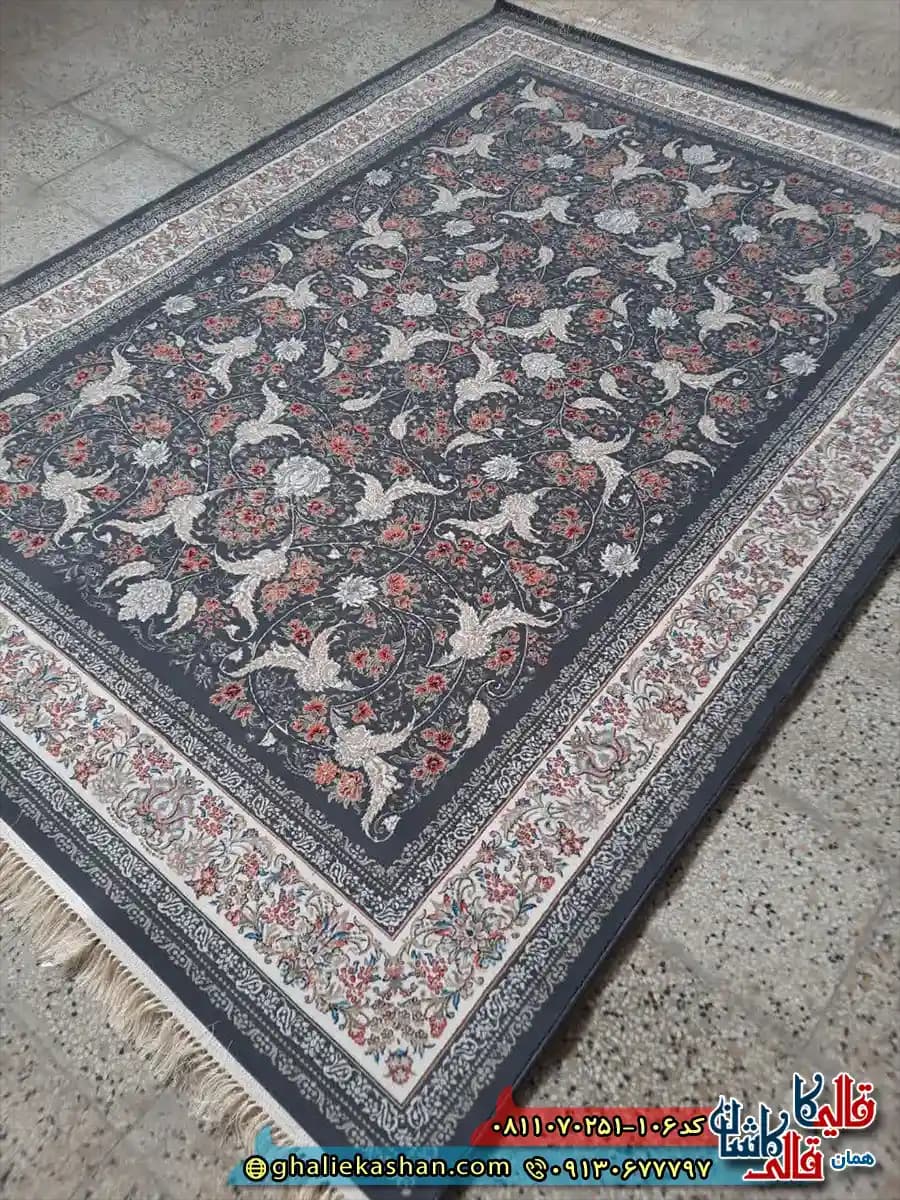 فرش کلاسیک 700 شانه طرح افشان درباری رنگ طوسی دلفینی 2 کاشان