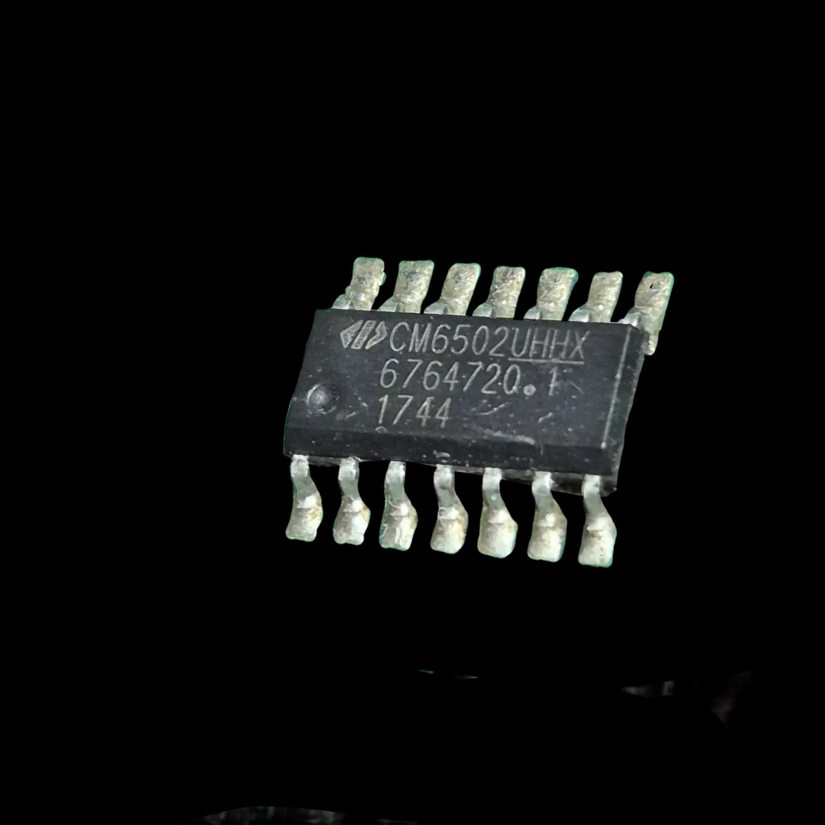آی‌سی CM6502UHHX | استوک اورجینال