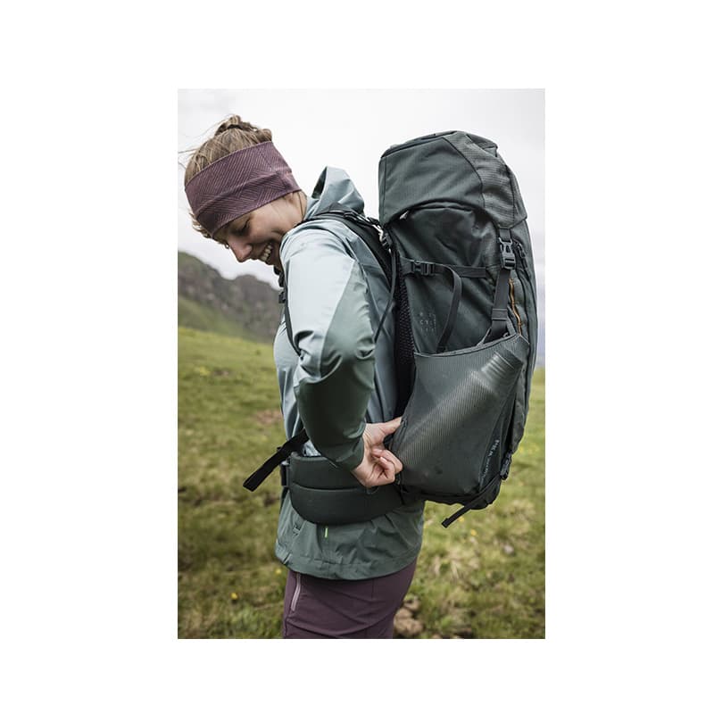 کوله پشتی کوهنوردی زنانه وئوده – Vaude Asymmetric 38+8 L — تصویر ۵
