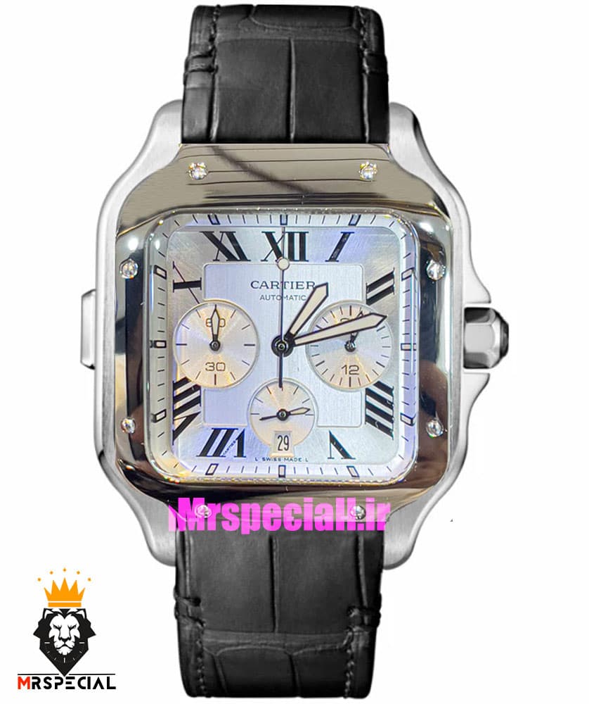 ساعت کارتیه مردانه مدل دسانتوس کرنوگراف بند چرم قاب استیل صفحه سفید 021132 Cartier Santos de — تصویر ۹