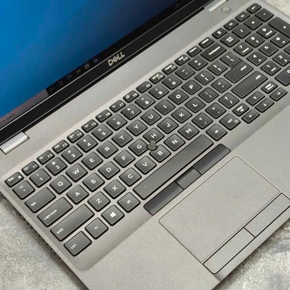 Dell Latitude 5501/i7/8/256/2gbmx150 — تصویر ۵