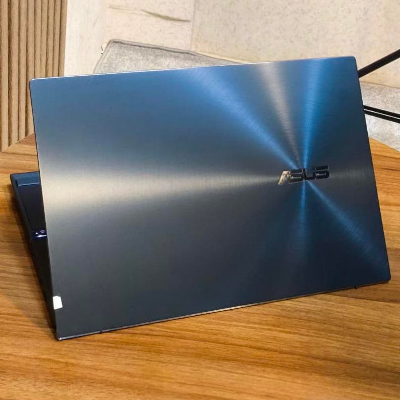 ASUS ZenBook UX842 EG /i7-11 /16 /512 دو صفحه‌نمایش — تصویر ۶
