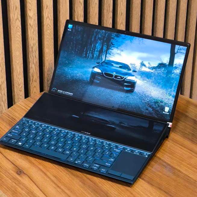 ASUS ZenBook UX842 EG /i7-11 /16 /512 دو صفحه‌نمایش