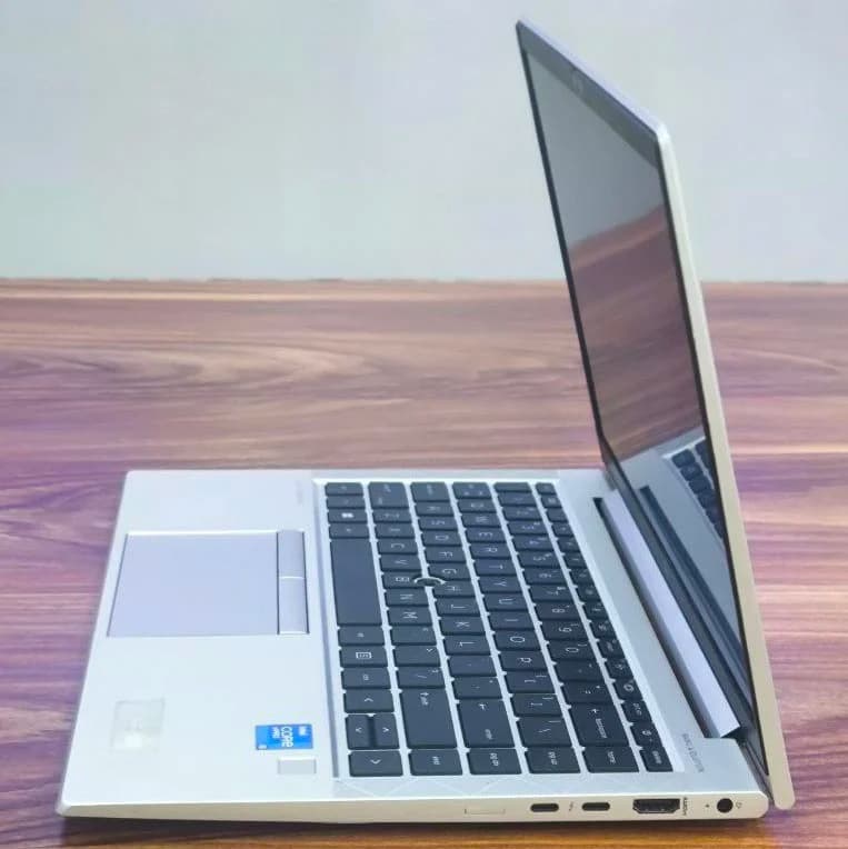 HP EliteBook 840 G8/i5-11/16/256 — تصویر ۹