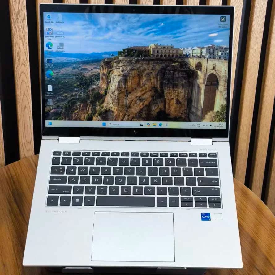 HP EliteBook 1040 G10/i7-13/16/1tb