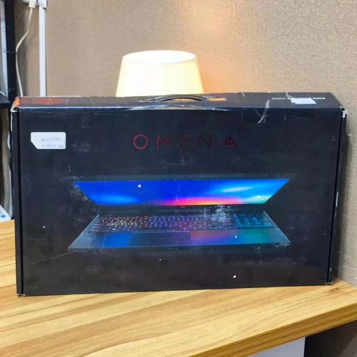 HP OMEN 15 /i7/32/256/1070 — تصویر ۴