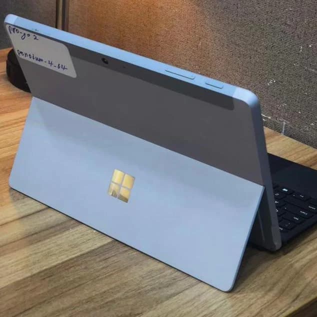 Microsoft Surface Go Pro /pentiom/4/64 — تصویر ۴
