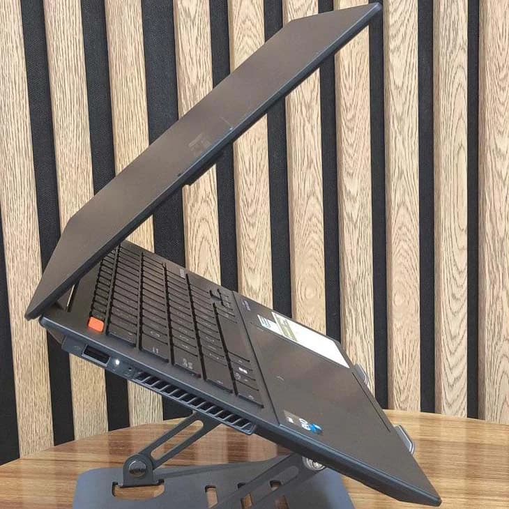 Asus Vivobook 5404 /i9-13/16/1TB — تصویر ۶