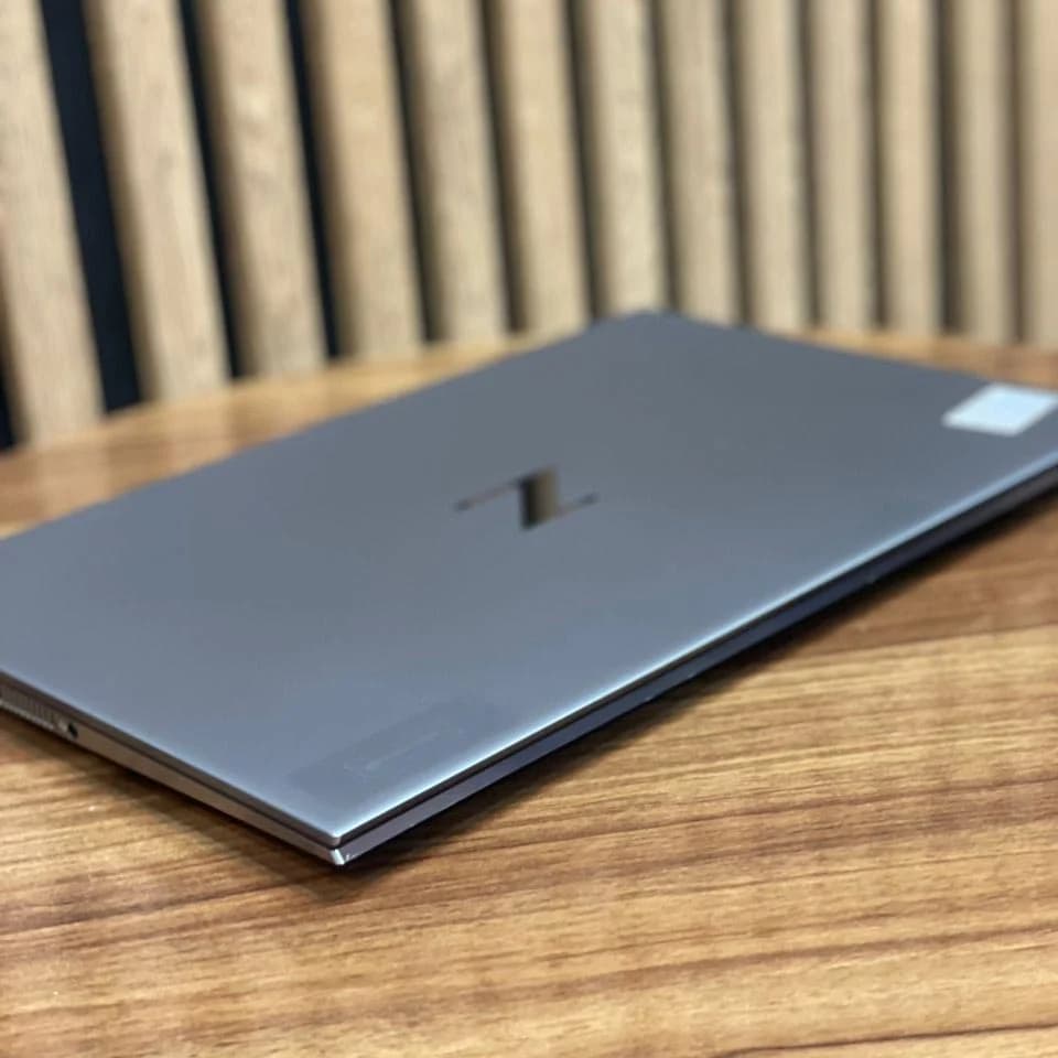 HP ZBook Studio G7 /i7-10/32/512/t1000 — تصویر ۳