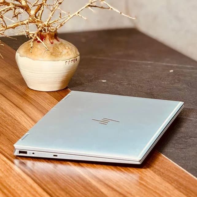 HP Elitebook 1030 g8 /i7-11/16/512 — تصویر ۳