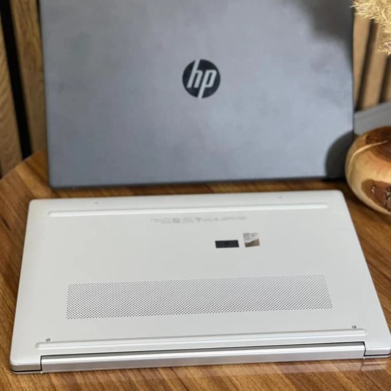 HP Laptop 15 /i3-12/8/256 — تصویر ۴