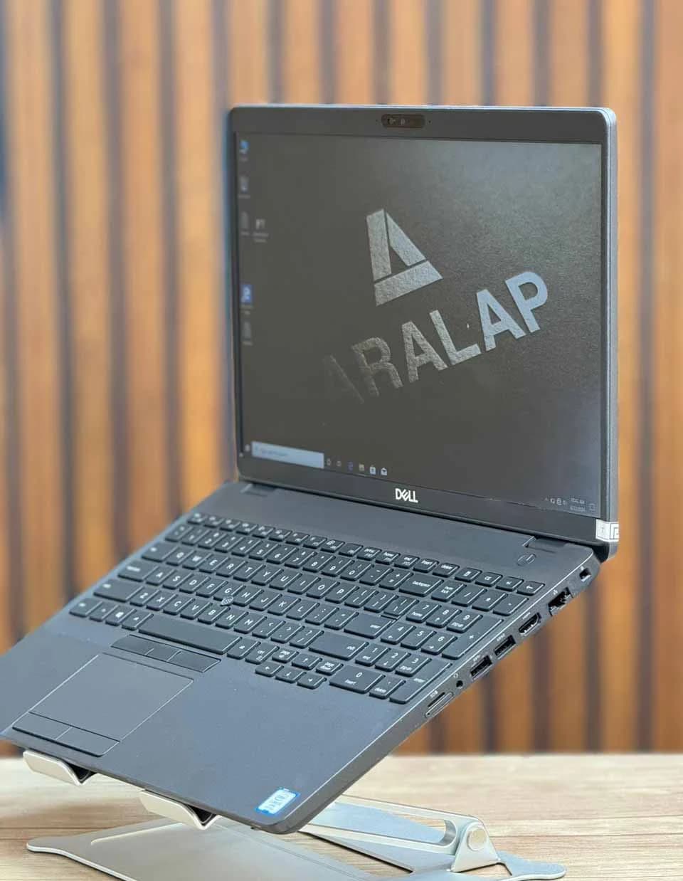 لپ تاپ استوک Dell Latitude 5500 /i5-8/8/256 — تصویر ۶