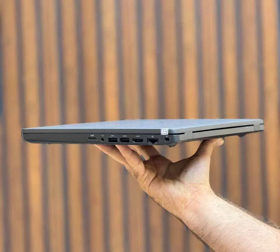 لپ تاپ استوک Dell Latitude 5500 /i5-8/8/256 — تصویر ۸