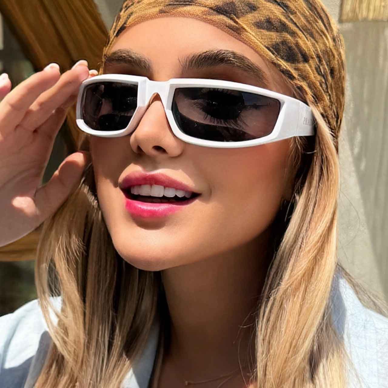 عینک آفتابی پرادا کد Prada 6193 — تصویر ۵