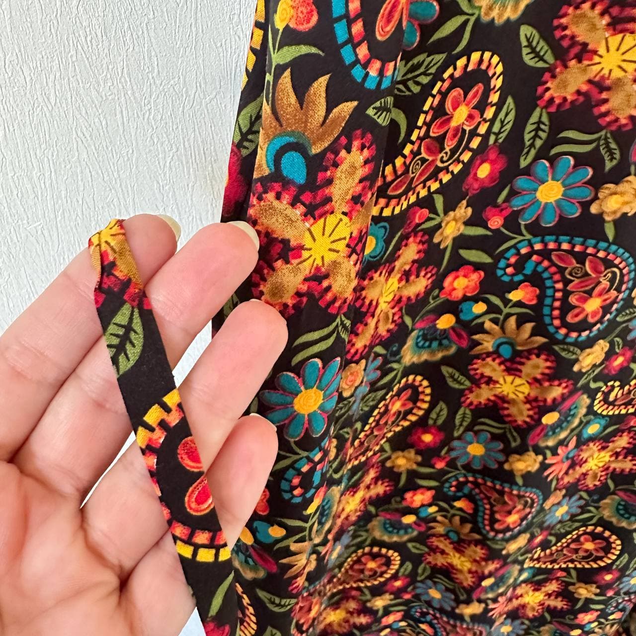 پیراهن نخی حلقه ای ساحلی زنانه خنک و تابستونی (بدون آبرفت) گلدار شاد — تصویر ۴