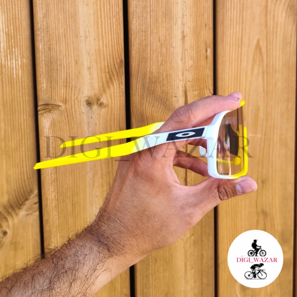 عینک دوچرخه سواری اوکلی فتوکرومیک — تصویر ۸