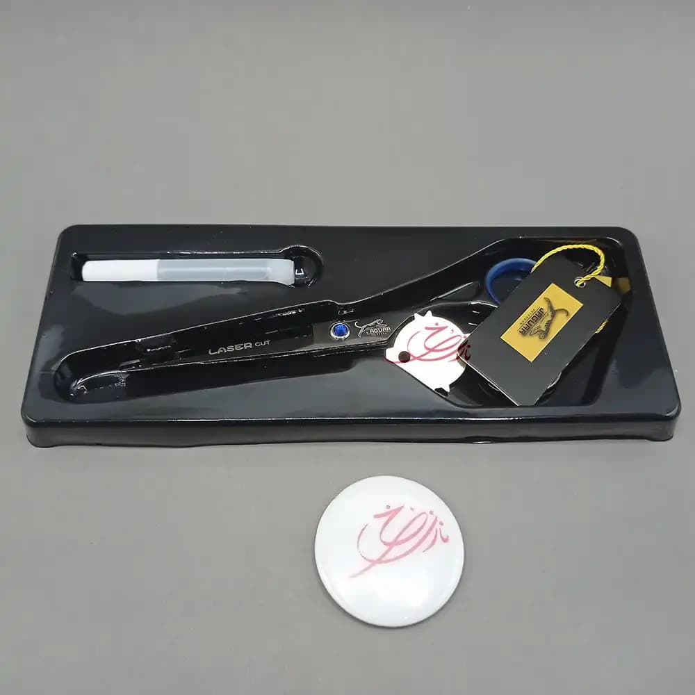 قیچی اصلاح جگوار مدل لیزر کات LASER cut سایز 6.5 اینچی مشکی — تصویر ۴
