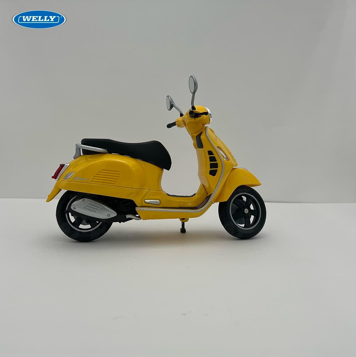 ماکت موتورسیکلت‌ Vespa — تصویر ۱۰