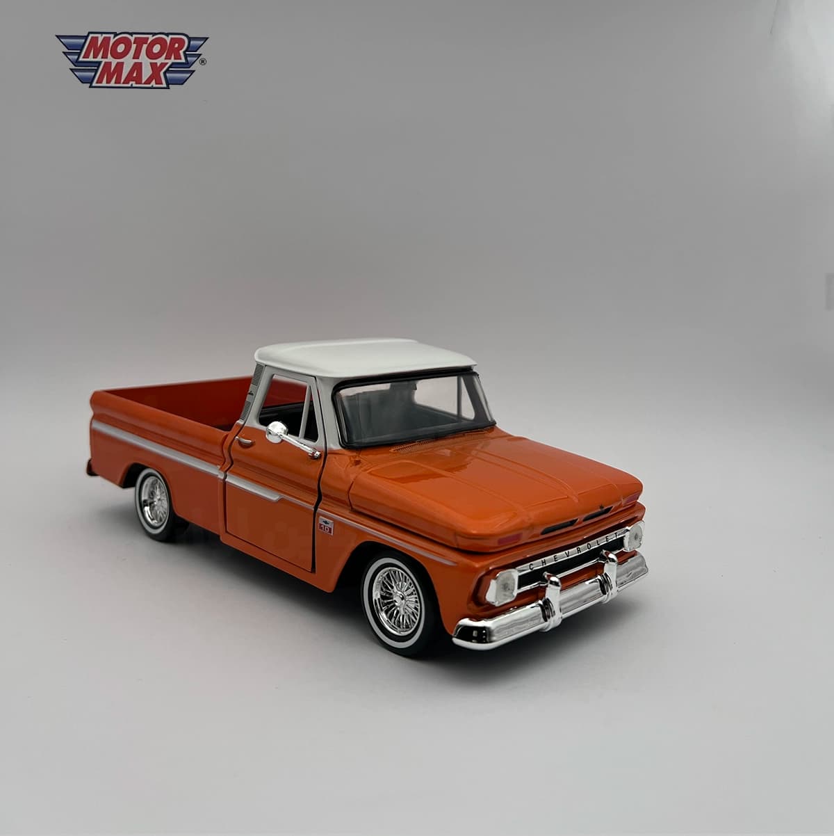 ماکت فلزی شورولت C10 Fleetside Pickup مدل ۱۹۶۶ — تصویر ۲