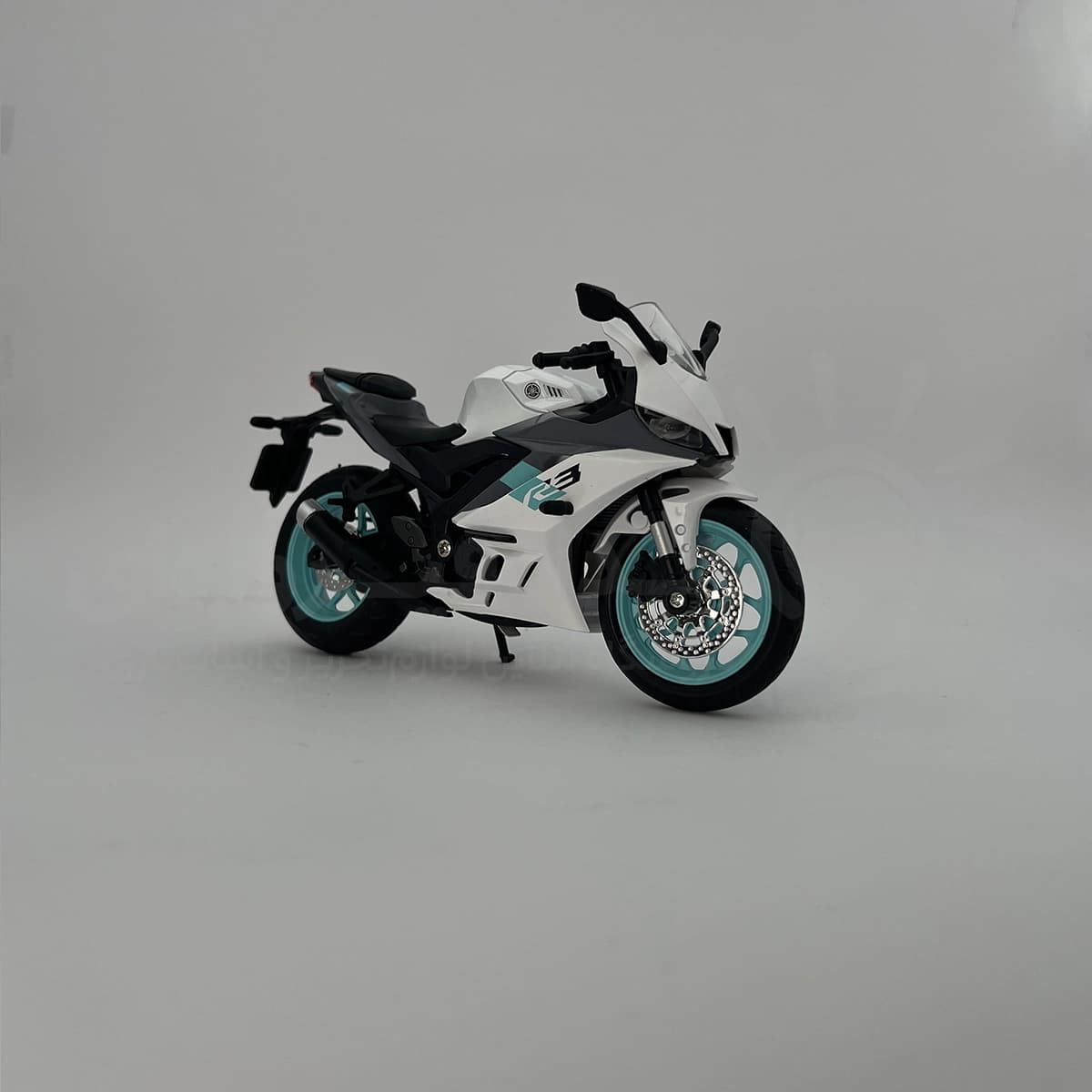 ماکت موتورسیکلت یاماها YZF R3 — تصویر ۸