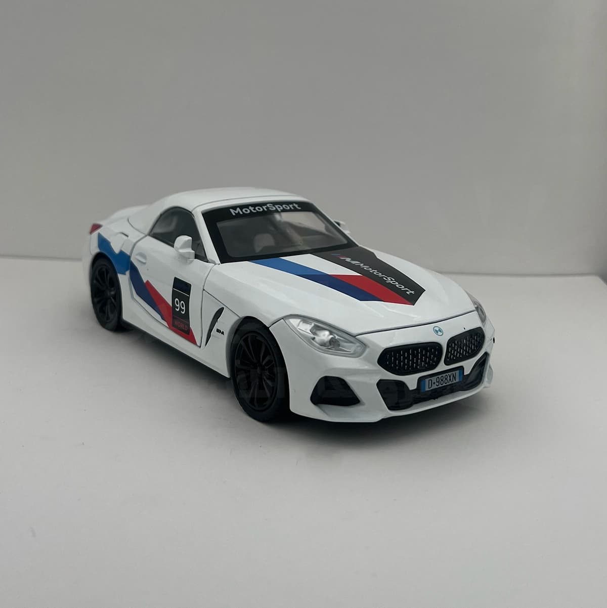 ماکت فلزی BMW Z4