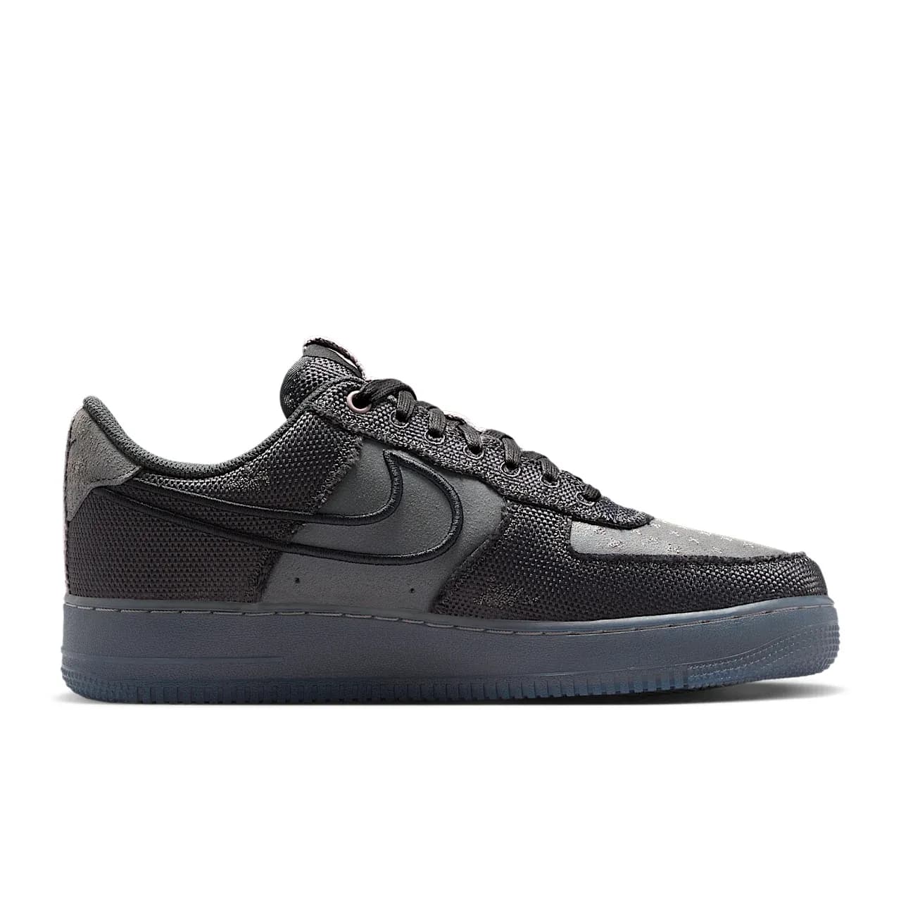 Nike Air Force 1 ’07 — تصویر ۱۲