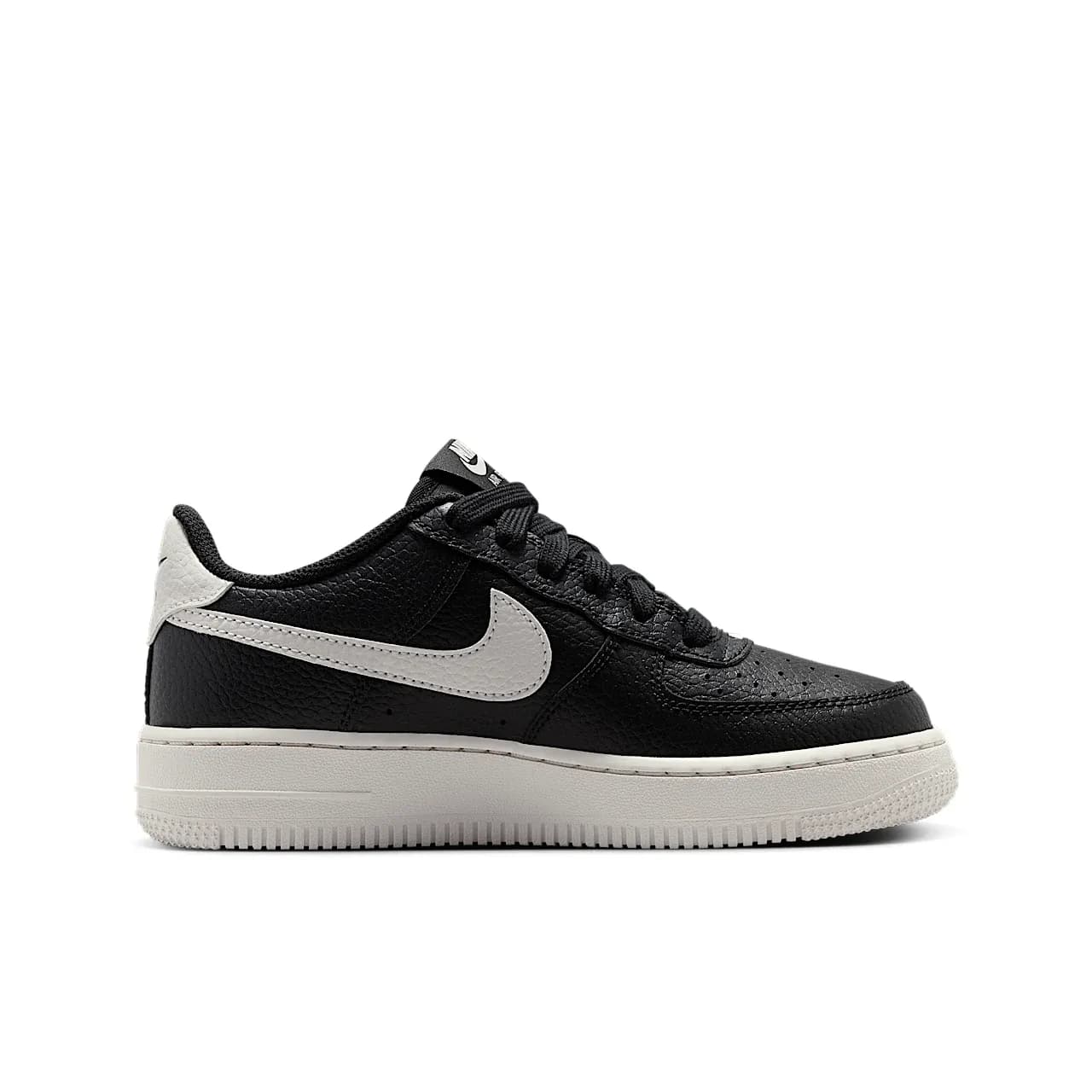 Nike Air Force 1 — تصویر ۱۲