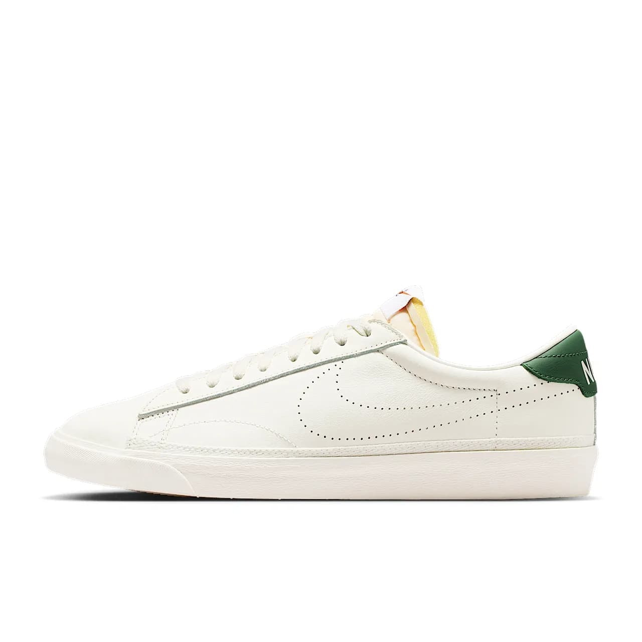 Nike Tennis Classic