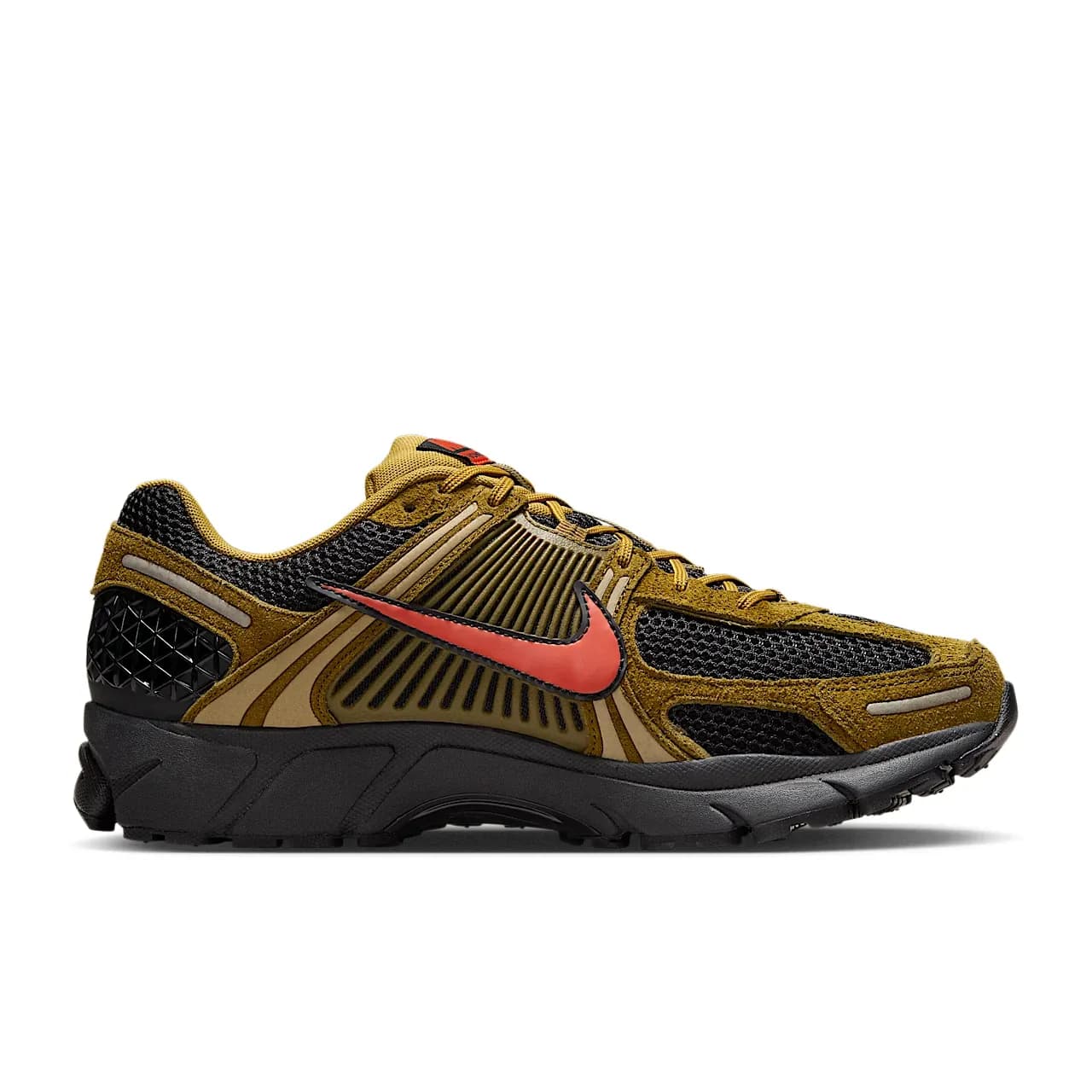Nike Zoom Vomero 5 Premium — تصویر ۴