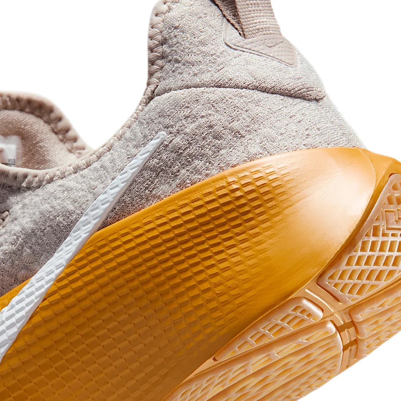 LeBron TR 1 — تصویر ۹