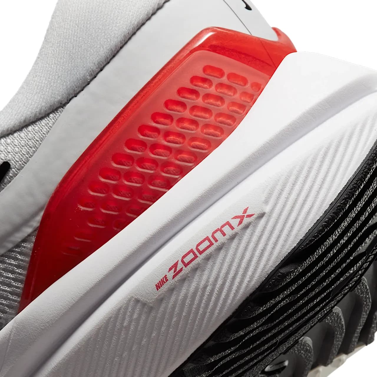 Nike Vomero 16 — تصویر ۹