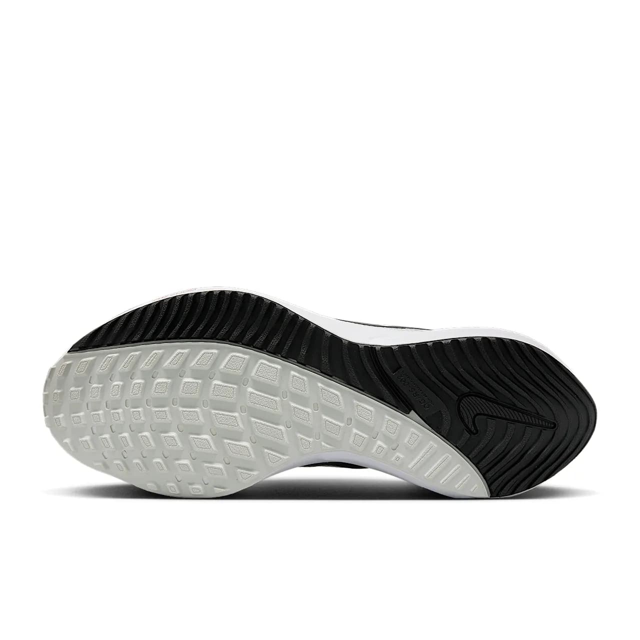 Nike Vomero 16 — تصویر ۳