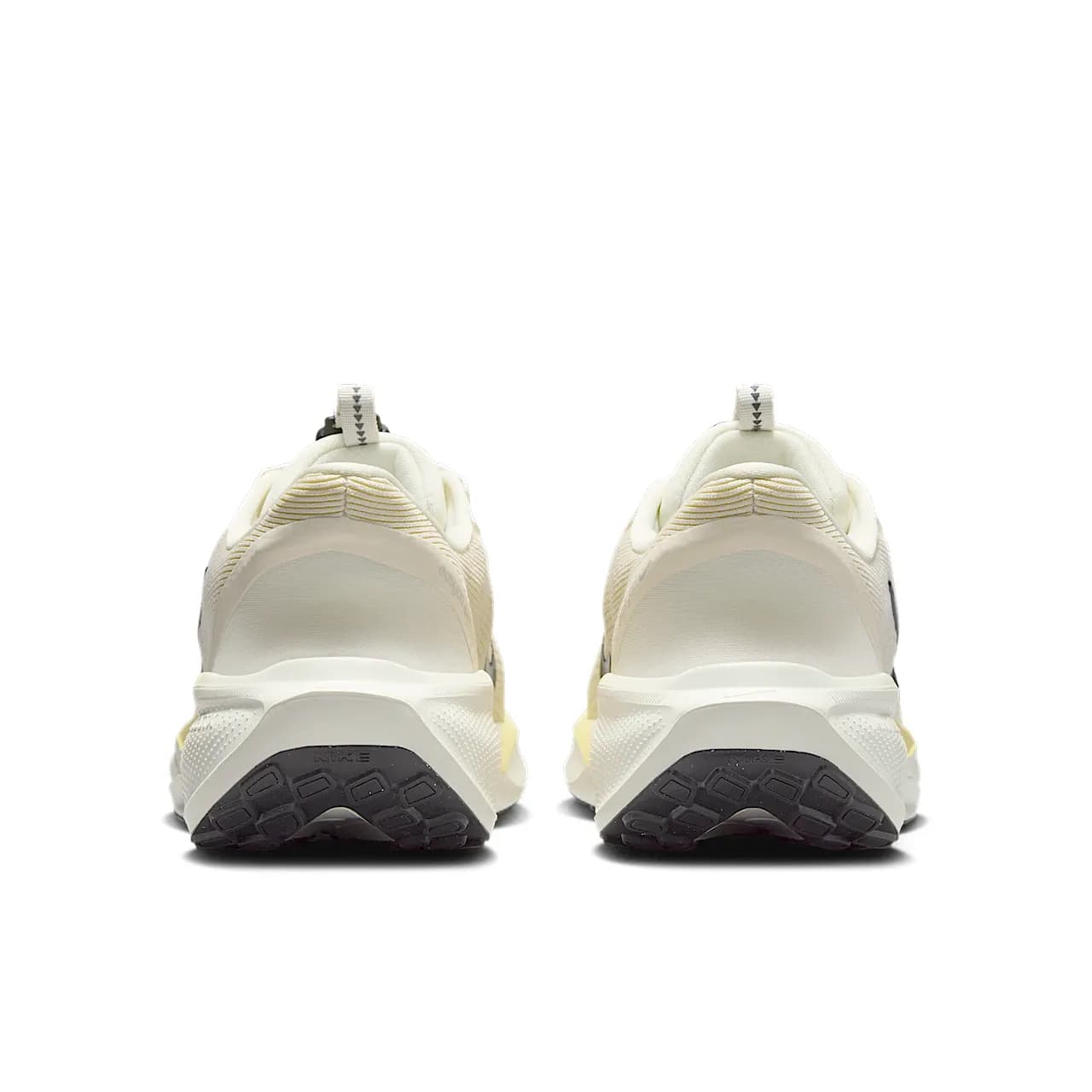 Nike Pegasus EasyOn — تصویر ۷