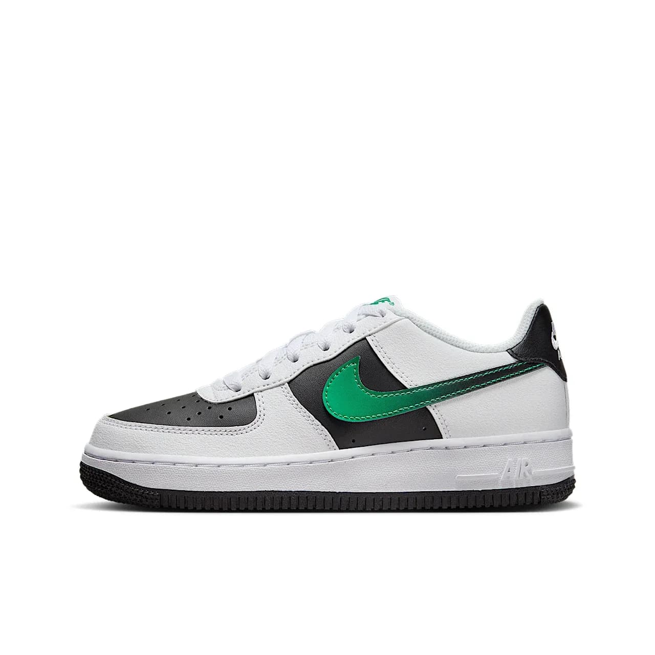 Nike Force 1 LV8 2